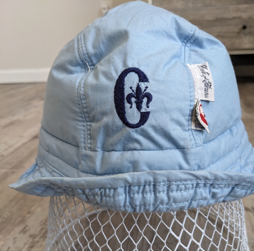 Conte of Florence bucket hat with ear cover.